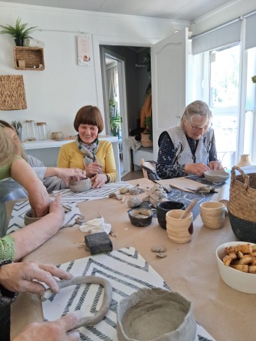 Ezeres pagasta interešu grupa "Ezerīte"		